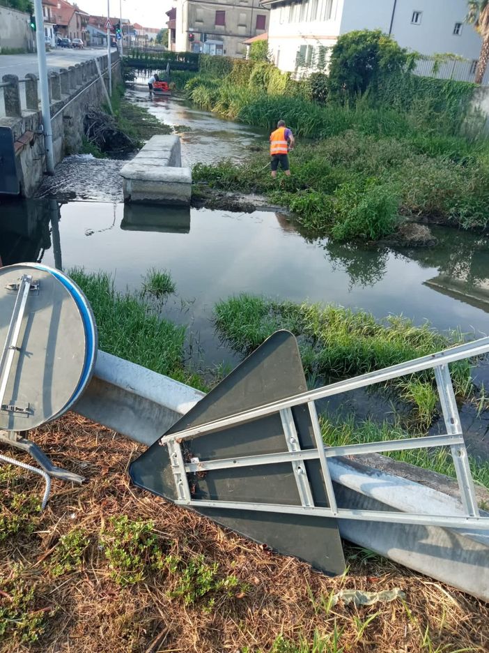 Iniziati i lavori di pulizia della Roggia Cerana a Cerano