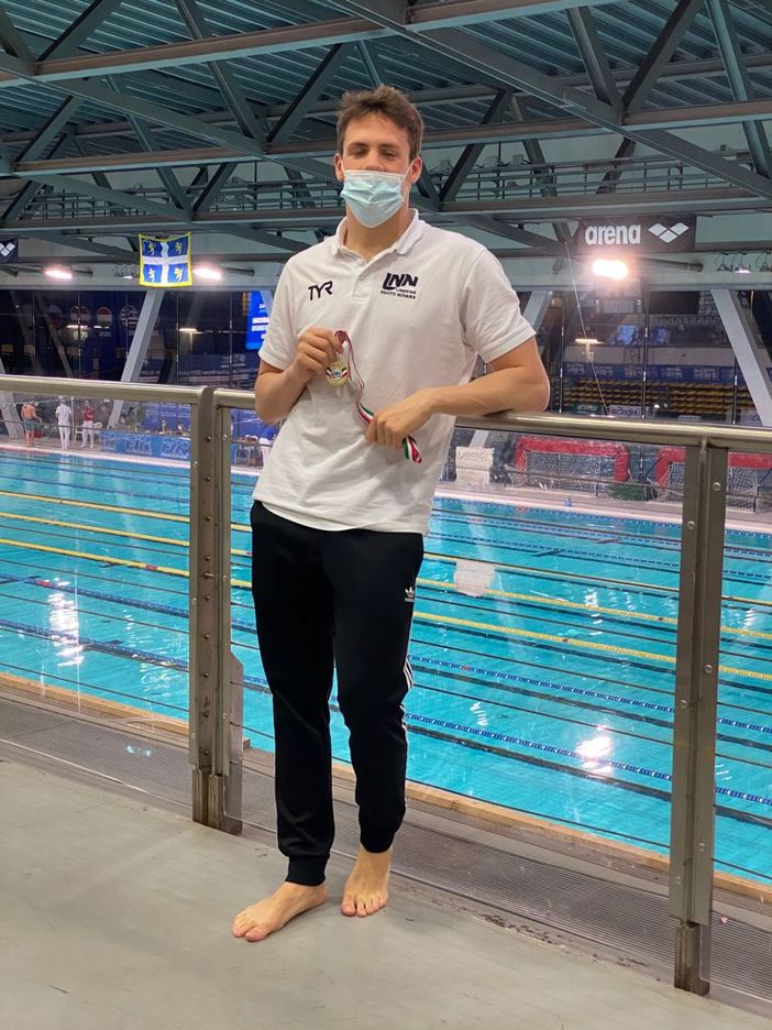 Riccardo Chiarcos si laurea campione regionale nei 1500 stile libero