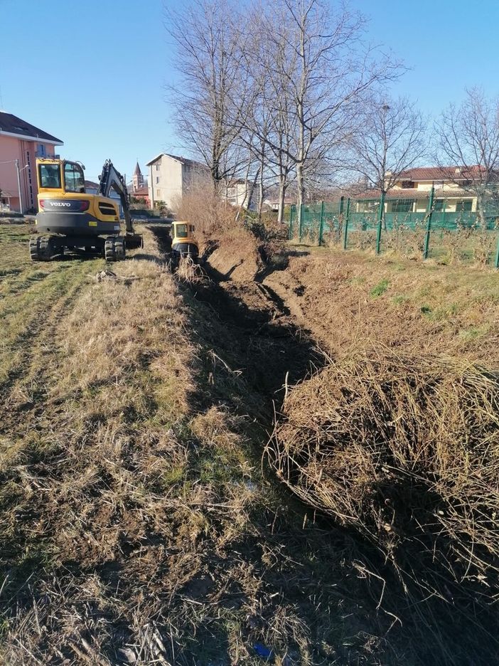 Prosegue la pulizia dei corsi d’acqua di Borgomanero