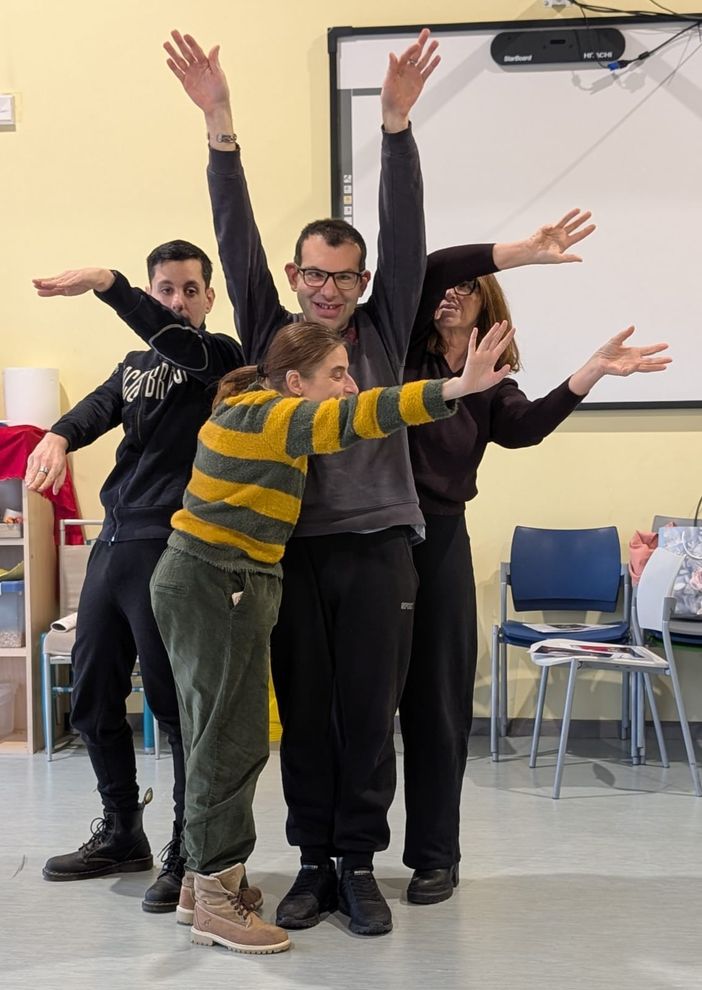 “La bellezza di ciò che manca”: inclusione e creatività nei centri per la disabilità e nelle scuole