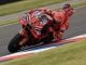 MotoGp, ancora pole Marquez in Qatar. Caduta per Bagnaia