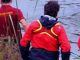 Udine, incendio in barca sul fiume a Palazzolo: donna dispersa e un ferito