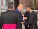 Trump ha 'cacciato' Macron in Vaticano? Cosa ha detto Donald, il video e il labiale
