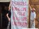 Ascoli Piceno, fornaia antifascista: &quot;Striscioni contro di me, ma non ho paura&quot;