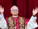 Papa, rito di intronizzazione papale: storia e simbolismo delle vesti pontificie