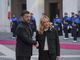 Zelensky da Meloni a Palazzo Chigi: "Sempre pronto a elezioni, mi fido di lei"