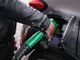 Petrolio, prezzi salgono nuovamente: ma benzina e diesel sono in lieve calo