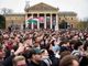 Ungheria, domani la sfida Orban-Magyar. Decine di migliaia al mega evento contro il primo ministro