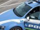 Lancia tanica di benzina su poliziotto e tenta di dargli fuoco, arrestato