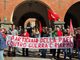 25 aprile a Novara: contestazioni contro il consigliere provinciale di FdI Mauro Gigantino FOTO
