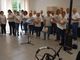 La gioia del cantare: festa d'estate alla Rsa 3AMilano di Borgo Ticino