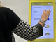 Poste italiane: negli uffici postali della provincia di Novara si può prenotare l’operazione con app o whatsapp
