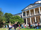 Romagnano Sesia, successo per l’avvio della seconda edizione di “Yoga in Villa” a Villa Caccia
