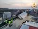 Incidente sulla A4, tir carico di farina salta la carreggiata e si ribalta