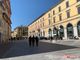 Giovane multato e denunciato dopo aver sparato fuochi d'artificio in modo illecito in piazza Gramsci