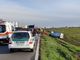 Scontro tra 4 auto a Romentino, 4 persone ferite