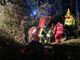 Auto si ribalta in un canale tra Sozzago e Terdobbiate