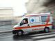 Incidente stradale a Oleggio: moto e auto si scontrano all'incrocio