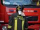 Dormelletto, incendio all’alba in un capannone: traffico rallentato e disagi per i pendolari