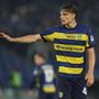 Mercato, tutti vogliono Leoni. Sfida tra Juve, Inter e Milan per il difensore del Parma