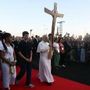 Giubileo giovani, il Papa: &quot;L'amicizia è la strada per la pace, cercate la giustizia per un mondo più umano&quot;