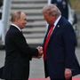 Trump-Putin, la stretta di mano in Alaska