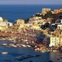 Ponza, nave da crociera MSC in avaria con oltre 8.500 persone a bordo: al via i soccorsi