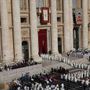 I miracoli attribuiti a Carlo Acutis e Pier Giorgio Frassati, oggi nuovi santi