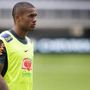 Douglas Costa, mandato d'arresto in Brasile. Il Sydney rescinde contratto
