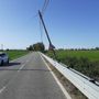 Provincia di Novara: screening sui pali telefonici pericolanti lungo le strade provinciali, chiesto intervento urgente a Fibercop
