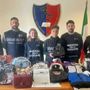 Blitz anticontraffazione a Novara: sequestrati capi griffati falsi e scoperto lavoro nero Blitz anticontraffazione a Novara: sequestrati capi griffati falsi e scoperto lavoro nero