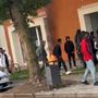 Tensione al Da Vinci di Borgomanero: protesta degli studenti per le regole sull’intervallo, bruciato un cumulo di rifiuti