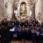 Emozionante concerto del coro “Don Gambino” per ricordare Papa Francesco