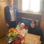 Francesca Caviggioli, 103 anni, omaggiata come mamma più anziana di Trecate