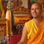 &quot;Dove vai così di fretta?&quot;: a Novara l’incontro con Lama Michel Rinpoche per riflettere sul nostro stile di vita