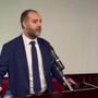 Cade l’amministrazione Binatti: nove consiglieri si dimettono, i commenti dal mondo politico