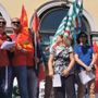 Grande partecipazione per la manifestazione del 1° maggio a Novara FOTO