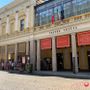 “I Viaggi di Gulliver” al Teatro Coccia: musica, ombre e fantasia per un viaggio tra ironia e poesia