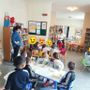 Le “Tartarughe” della Scuola dell’Infanzia &quot;Collodi&quot; in visita alla Biblioteca Civica di Trecate