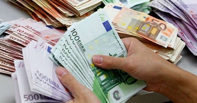 Circa 47 milioni di euro inviati in patria dagli immigrati dal Novarese Circa 47 milioni di euro inviati in patria dagli immigrati dal Novarese