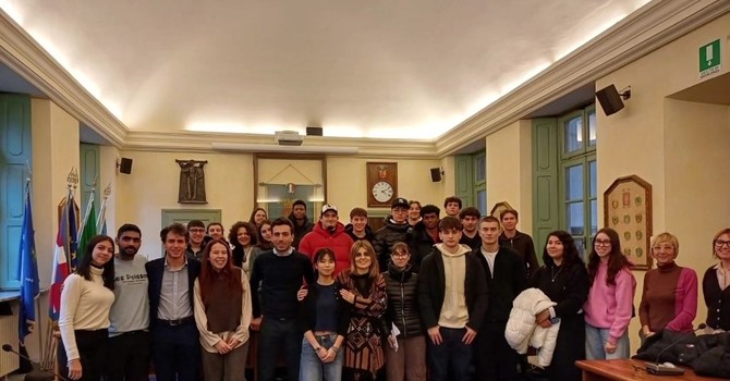 Giovani Fuoriclasse, a Novara un percorso sull’intelligenza artificiale per i giovani del territorio