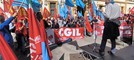 Protesta a Novara: solidarietà e rivendicazioni per i lavoratori   FOTO e VIDEO