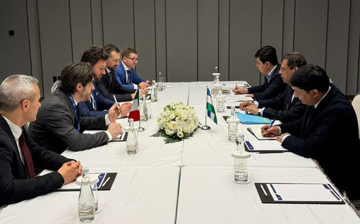 Incontro sul fronte infermieri a Tashkent