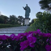 Dentro i segreti del Colosso: la visita guidata alla Statua di San Carlo Borromeo ad Arona