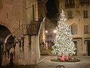 Orta San Giulio si illumina per il Natale Orta San Giulio si illumina per il Natale