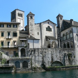 Disposizioni per le visite alla Basilica di San Giulio di Orta San Giulio