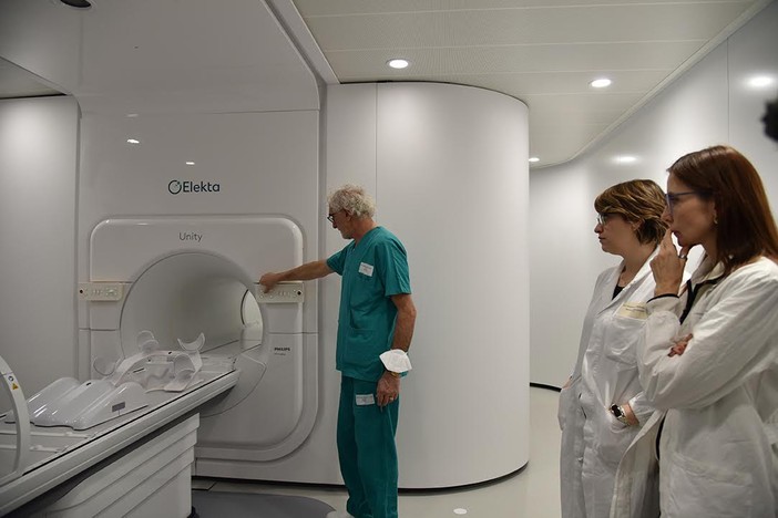 Il Maggiore della Carità introduce la rivoluzionaria MR-Linac Elekta Unity Il Maggiore della Carità introduce la rivoluzionaria MR-Linac Elekta Unity