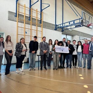 Cerimonia di consegna delle borse di studio &quot;Ruben Raimondi&quot; all'I.I.S. &quot;G. Bonfantini&quot;