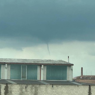 Funnel avvistato nel cielo tra Vespolate e Trecate