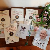 Papa Francesco: un’esposizione bibliografica a Trecate